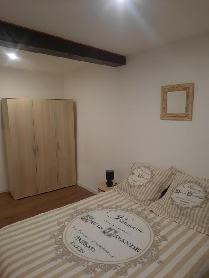 Le Refuge Du Bonheur Apartment Trevoux Luaran gambar