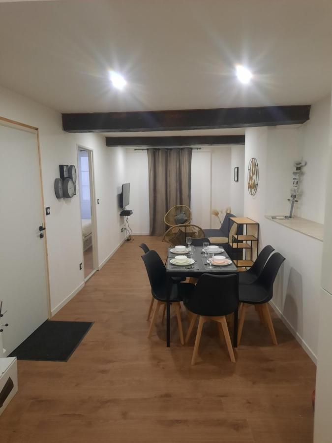 Le Refuge Du Bonheur Apartment Trevoux Luaran gambar