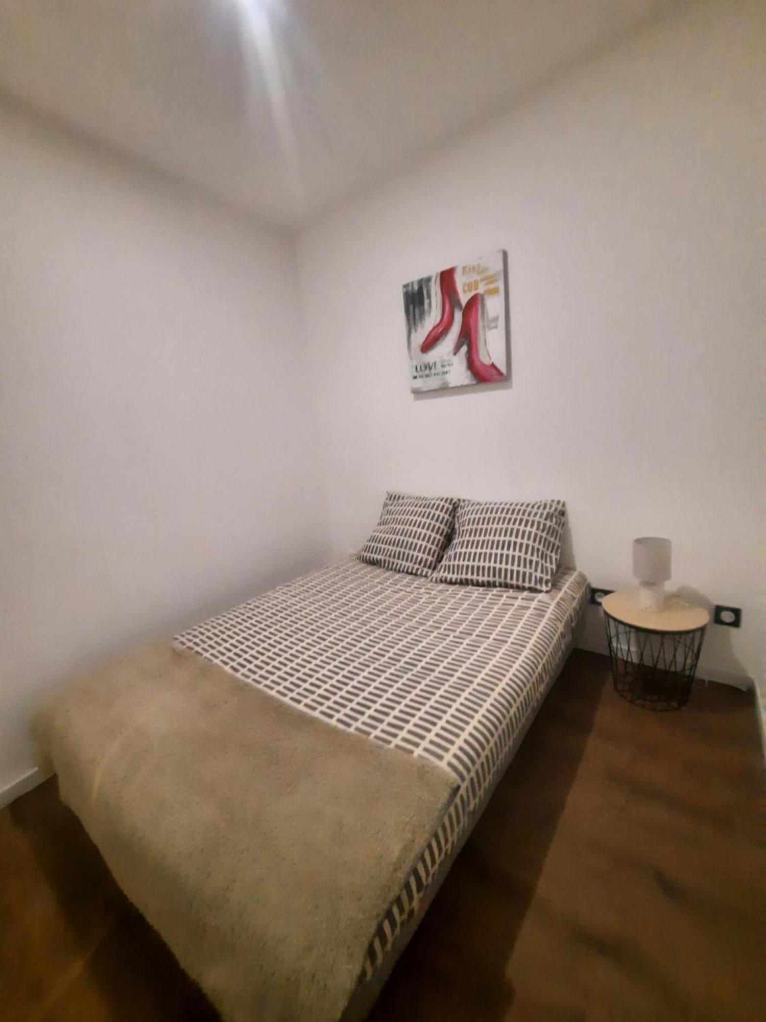 Le Refuge Du Bonheur Apartment Trevoux Luaran gambar